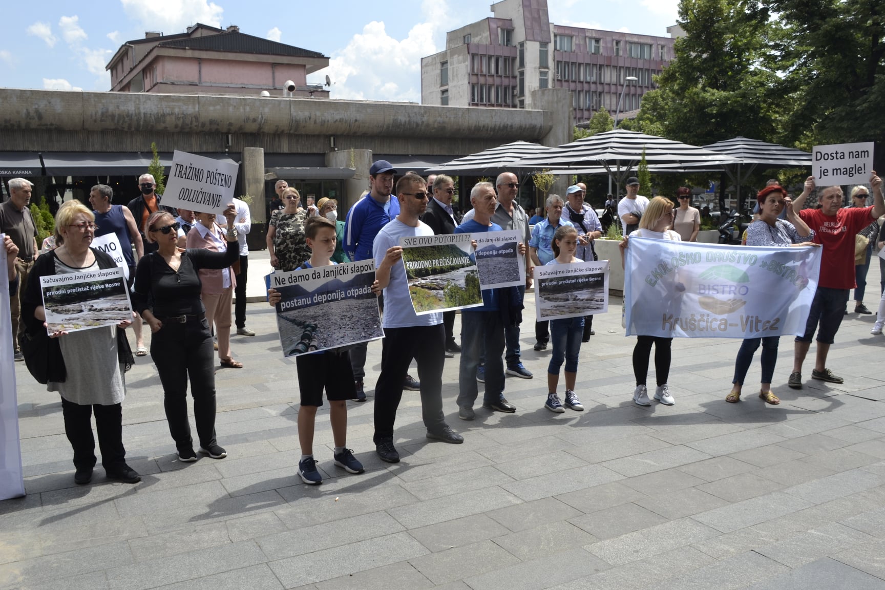 Mirni protest za zaštitu Janjićke ade i slapova 11.6.2021